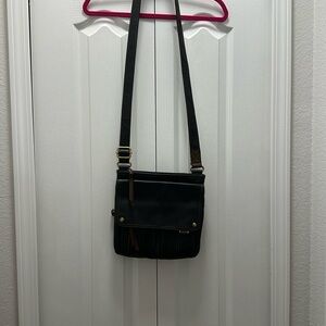 Leather Fossil crossbody/messenger bag